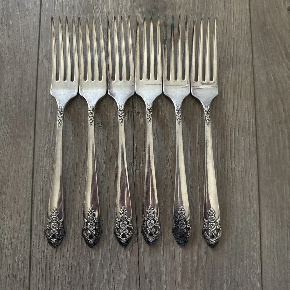 Set of 6 Oneida DISTINCTION‎ Dinner Forks Silver Plate Prestige 1951 Flatware